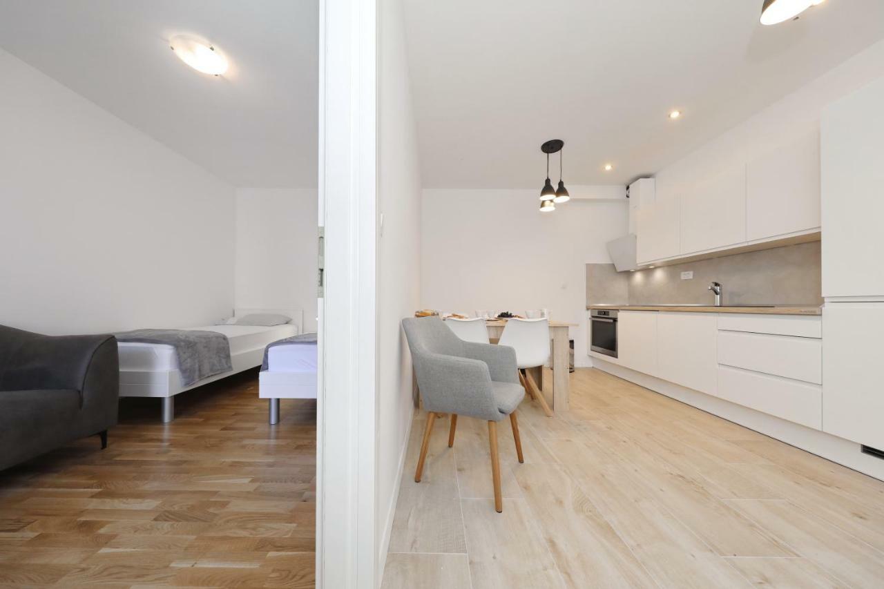 Apartmani Marta Zadar Eksteriør billede